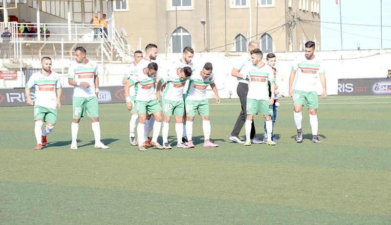 مناد يريد زميتي مساعدا له في المولودية وغريب والأنصار يفضّلون عمروش