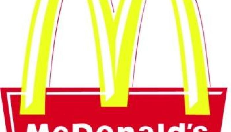 ''ماك دونالدز'' يسحب 12 مليون كأس موجه للأطفال