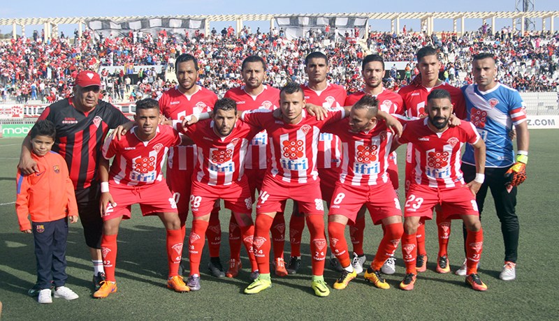 لعمالي ينضم ويحدث انقساما وبن عبد الرحمان ولخضاري يقتربان