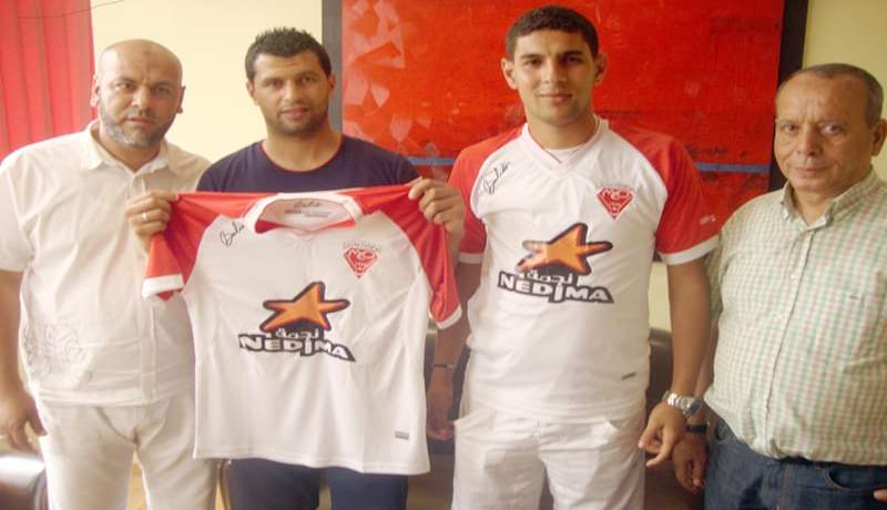 مازاري ومغربي حمراويان رسميا