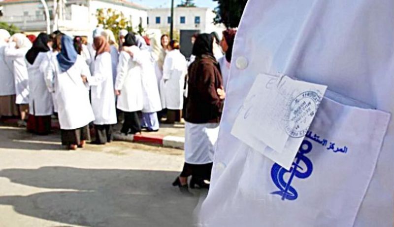 اليزي ..الأطباء الأخصائيين يقررون الدخول في إضرابات دورية