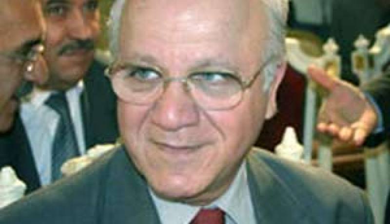 الخارجية‮.. ''‬شاهد ماشافش حاجة‮''‬