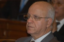 سفارات أم مؤسسات تجارية