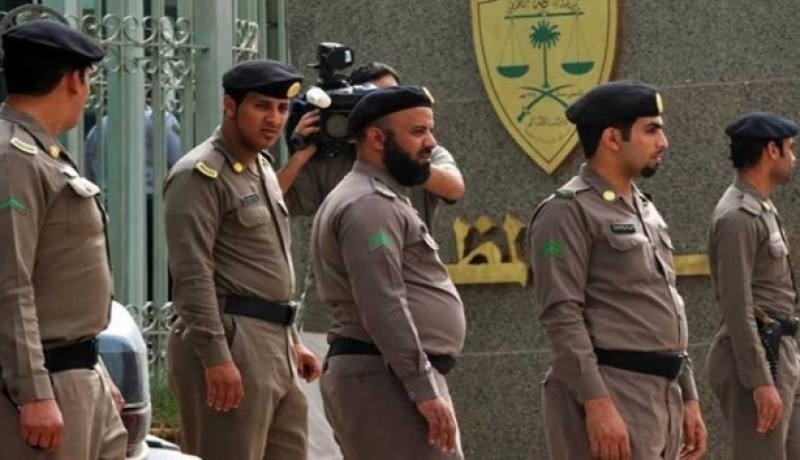 السعودية تنفذ حكم الجلد في حق أمير سعودي