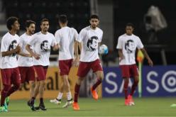 بالصور.. منتخب قطر لكرة القدم يواجه عقوبات بسبب قميص
