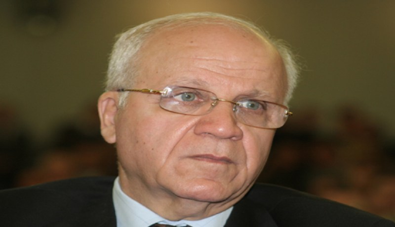 مدلسي‮ ‬دوّرها ‬تنس