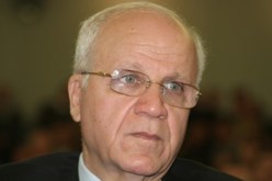 الفلسطينيون يطالبون بالجنسية