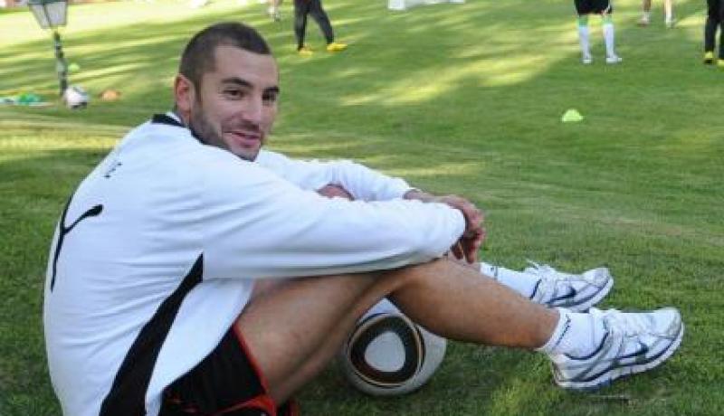 مغني يندمج… يريح سعدان وسيشارك في المونديال
