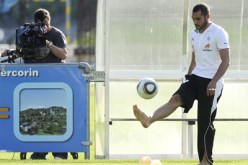 إدارة لازيـــــو تفكــــر في‮ ‬التخلــــص من مغــني‮ ‬ ووكيل أعماله سيدرس مستقبله هذا الإثنين‮ ‬