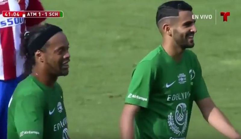 بالفيديو… هدف رائع من محرز في مرمى أتليتيكو ويلقى التحية من رونالدينو