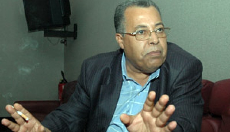 الرئيس منادي يريد إبعاده والإدارة تعاقب حمادو بـ 4 لقاءات وغرامة مالية قدرها 30 مليون