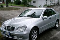 محكمة الشراڤة تقرر إجراء تحقيق تكميلي في ملف تهريب السيارات من التشيك