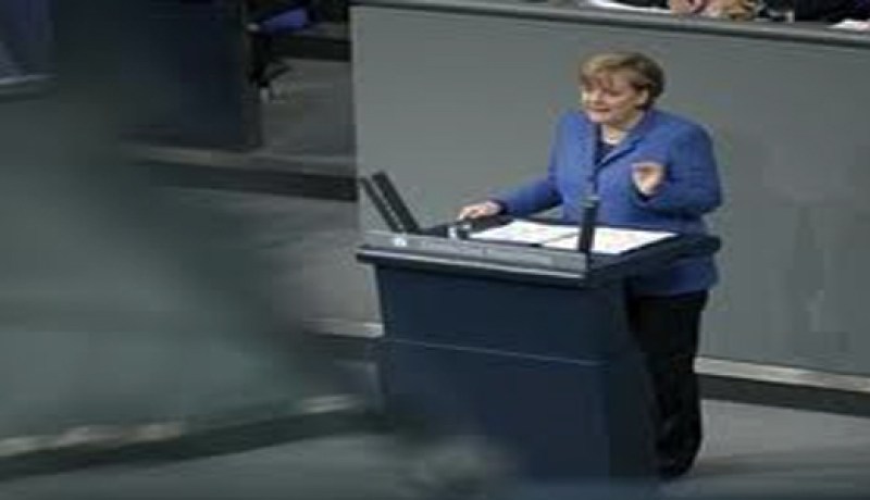 ميركل تطالب بنمو اقتصادي مستدام في منطقة اليورو