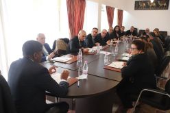 وزير السياحة حسان مرموري يترأس أول إجتماع عمل له