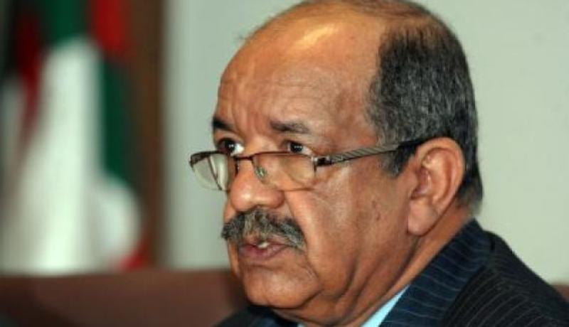 مساهل يتحادث مع وزيري خارجية النيجر و التشاد بالجزائر