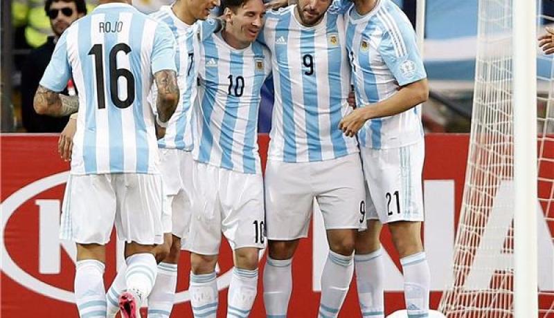 الأرجنتين تواجه كولومبيا في كلاسيكو البقاء للأقوى