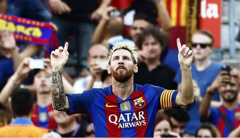 برشلونة يسحق ريال بيتيس في أولى خطواته للحفاظ على لقب الليغا