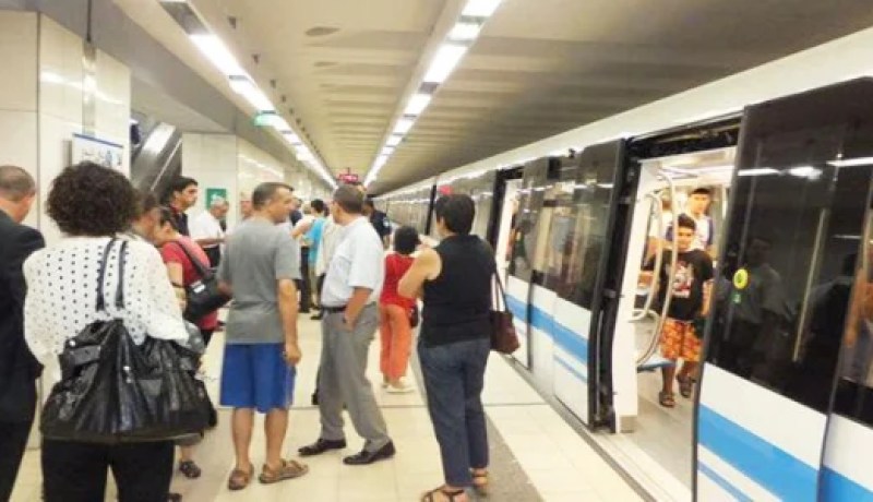 قرابة مليوني ونصف مسافر استقلوا  “الميترو
