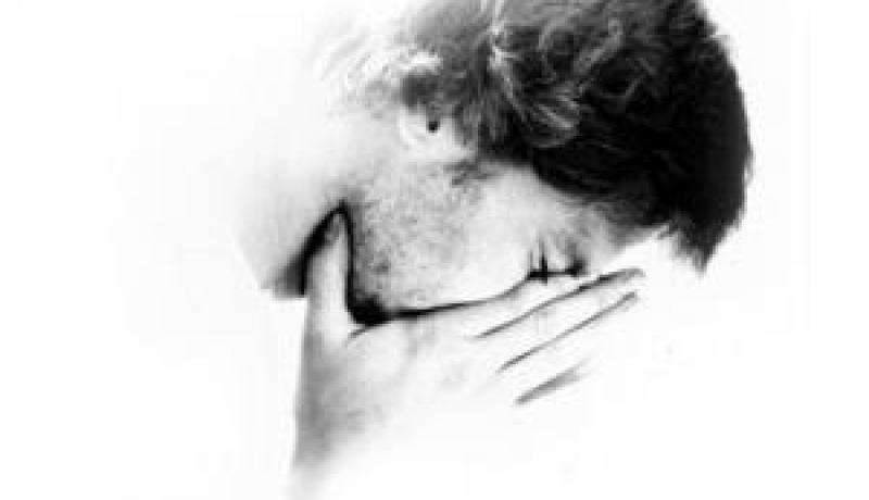 أتذمر من صديقتي‮ ‬الحميمة عندما تصاحب الأخريات