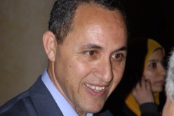 حلبة صراع على أمواج الإذاعة