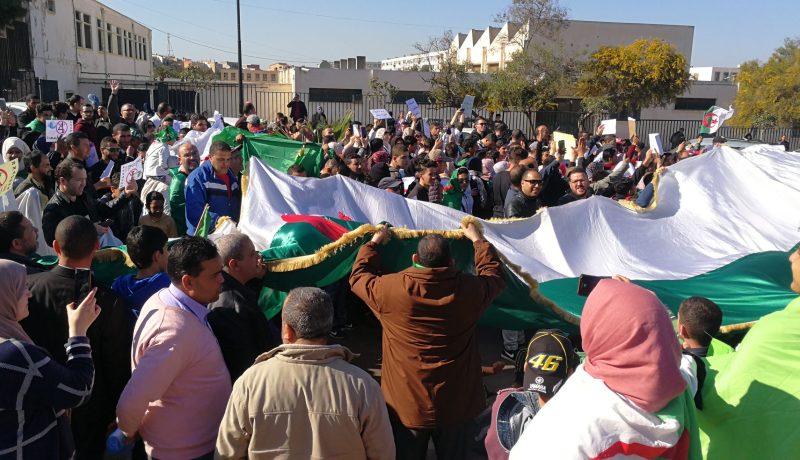 3 آلاف عامل بصوت واحد.. سيدي السعيد ارحل !