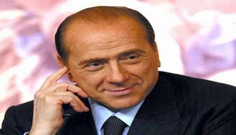 بيرلسكوني: هدف مونتاري جميل، ومن المعيب غياب إبرا