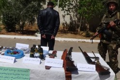 بالصور .. الجيش يوقف شخصين ويحجز 155 قطعة رصاص بسعيدة