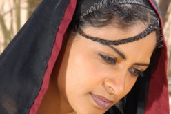 أول فيلم باللهجة الترقية يدين استغلال الأجانب للصحراء