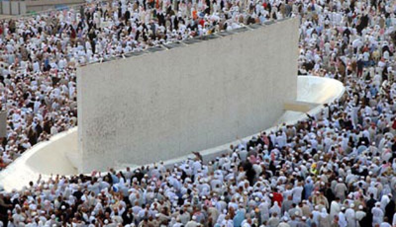 “منى” في ثوبها الجديد لاستقبال الحجيج