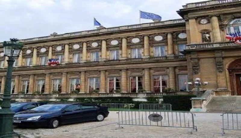 متظاهرون مؤيدون للقضية الفلسطينية يتهمون فرنسا بالتعاون مع إسرائيل