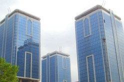 وزارة التجارة توظف 5 آلاف عون رقابة حتى نهاية 2012