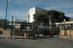 ســر الدولـة مقابل قنّينـة خمـر‮!‬