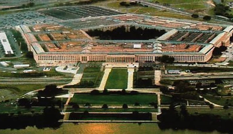 توقيف شخص مشتبه به قرب وزارة الدفاع الأمريكية