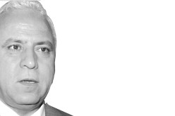 وزير بارز‮ ‬يغير خارطة الجزائر‮..!‬