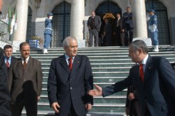 مشروع لرقمنة عقود سجلات الحالة المدنية منذ الاستقلال إلى الآن:2669 طفل يستفيدون من مطابقة لقب العائلات التي تكفلهم و295 ملف حالة مدنية للمهاجرين في وزارة الشؤون الخارجية