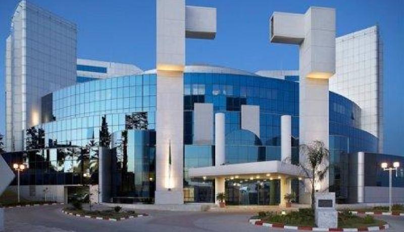 الجزائر مشروع قانون المالية ي2011 درج مؤشرات تأطير جديدة ويبقى على اخرى دون تعديل