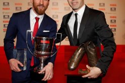 ميسي يتسلم جائزة “البيتشيشي” ويتفوق على رونالدو