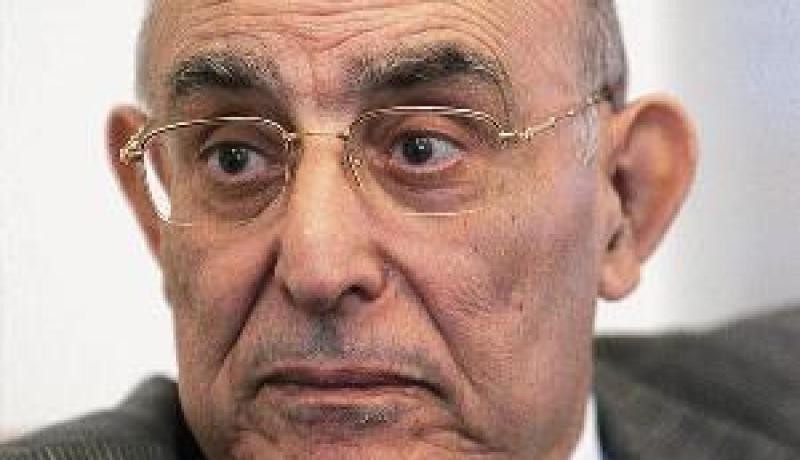 القنصلية العامة بباريس تشدُ الرحال