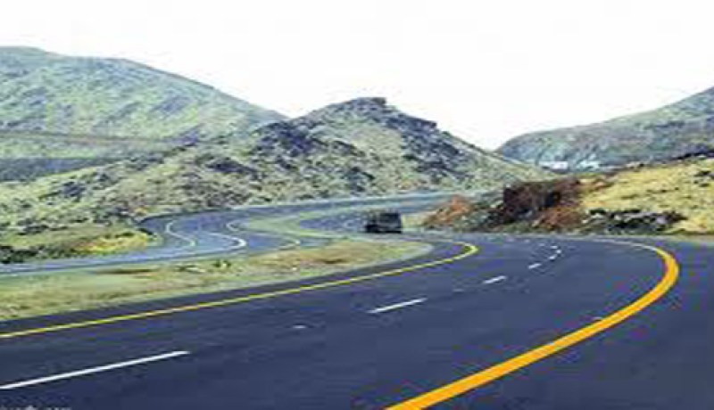 انجاز مرتقب لمشروع لازدواجية الطريق الوطني في مستغانم