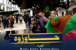 شاهد : المحامي مقران آيت سي لعربي يتعرض للطرد من طرف المتظاهرين في الجمعة السابعة