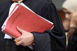 الفايسبوك وتويتر ممنوعان على المحامين