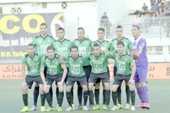 الموب من أجل التأكيد والسريع للتشبث بأمل البقاء