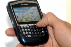 صور ومقاطع فيديو خليعة تنتشر بين الشباب في الهواتف النقالة