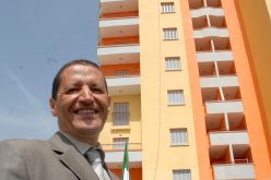 المستفيدون من سكنات عدل وعمال سونلغـاز  يغلقون العاصمة