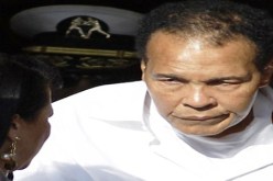 الملاكم‮ ‬محمد علي‮ ‬يفقد الوعي‮ ‬لست ساعات‮