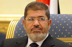 مرسي: الثورة ليست وليدة الصدفة ومن يقدم مصالحه على الشعب خاسر