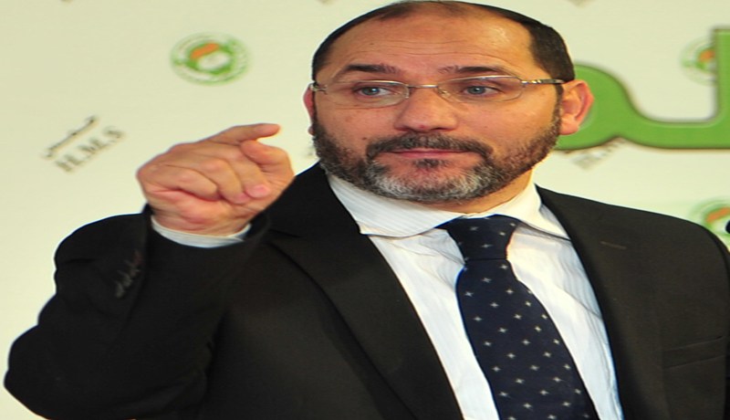 مقـري يـدعّم بـن حاج