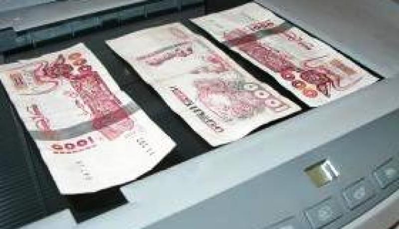 حجز 18 ورقة نقدية مزورة من فئة ألف دينار بأم البواقي