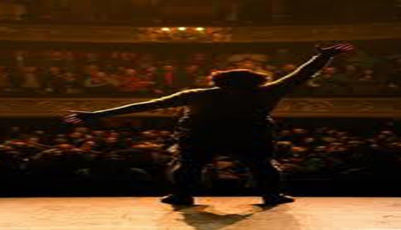 إسماعيل  فكاهي يبحث دوما عن أصوله الجزائرية