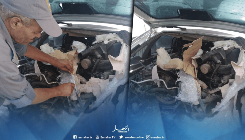 الجمارك تحجز سيارة على متنها محركات وقطع غيار مستعملة بأم البواقي